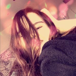 Meet your Posher, Lacy